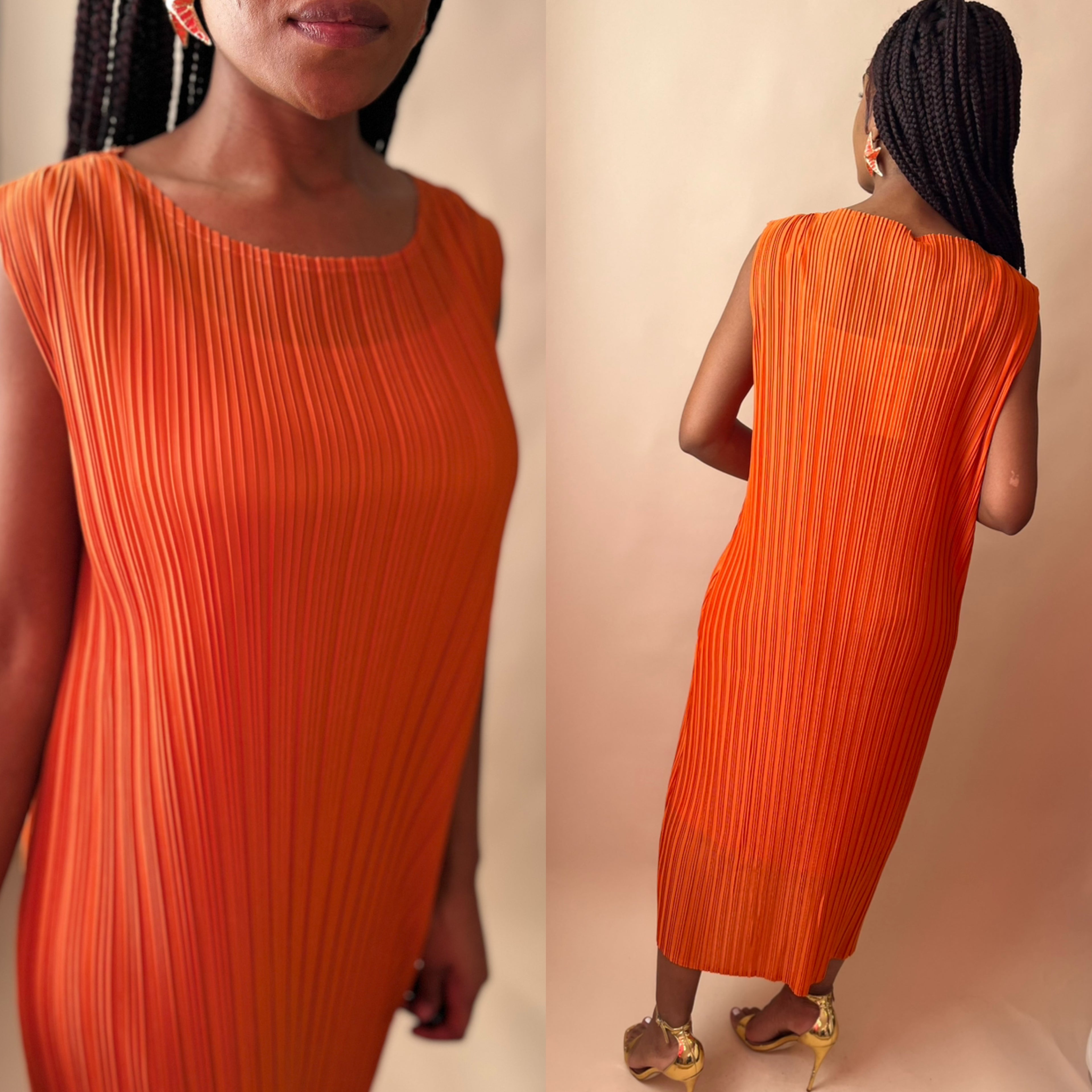 Sleeveless Pleated Dress with Belt